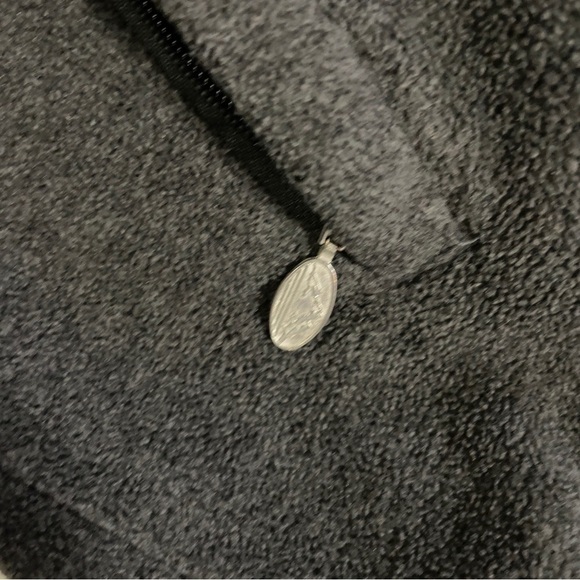 Vintage Sea to Sky
Sportswear Vancouver, Canada
 Dark  Gray Fleece Size … - Picture 14 of 16